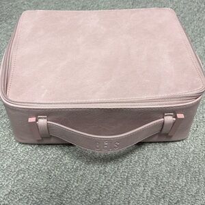 BEIS cosmetic case